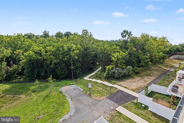 1027 VENIFENA TER SE, Leesburg, VA 20175