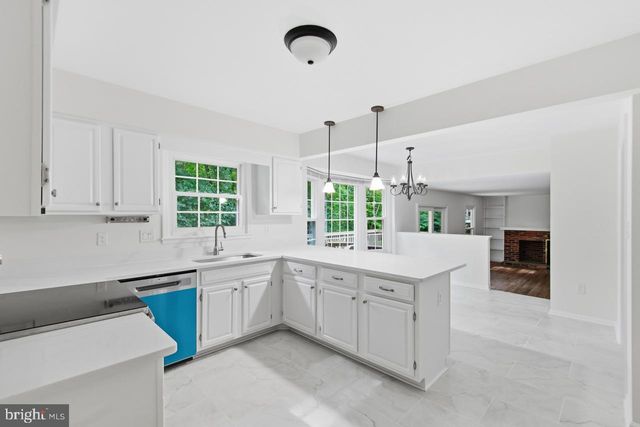 11831 ANTIETAM RD, Woodbridge, VA 22192