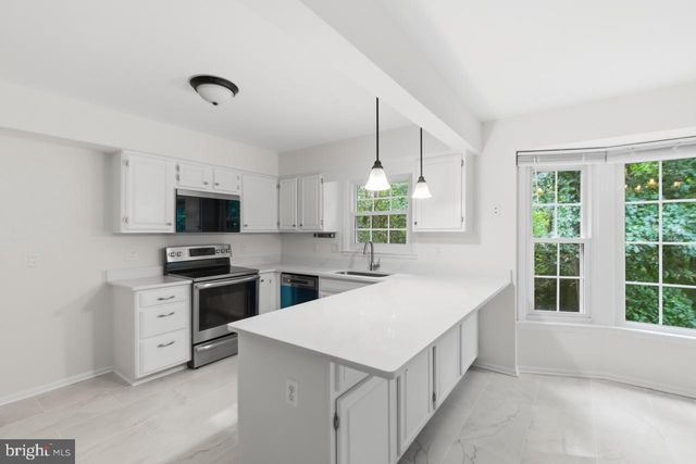 11831 ANTIETAM RD, Woodbridge, VA 22192