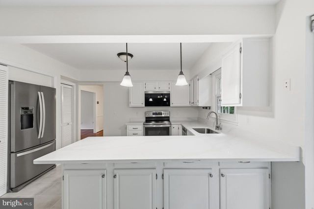11831 ANTIETAM RD, Woodbridge, VA 22192