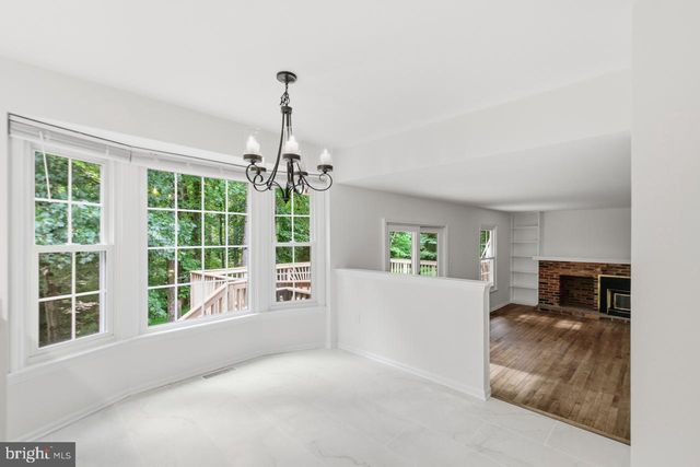 11831 ANTIETAM RD, Woodbridge, VA 22192