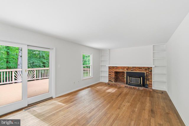 11831 ANTIETAM RD, Woodbridge, VA 22192