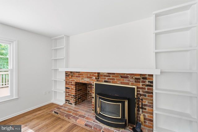 11831 ANTIETAM RD, Woodbridge, VA 22192