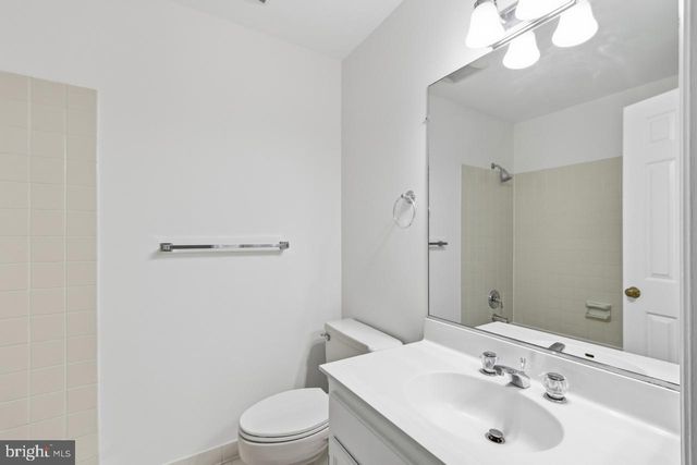 11831 ANTIETAM RD, Woodbridge, VA 22192