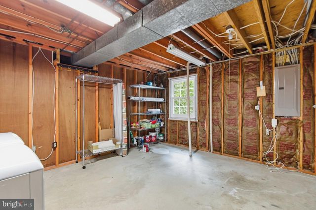 11831 ANTIETAM RD, Woodbridge, VA 22192