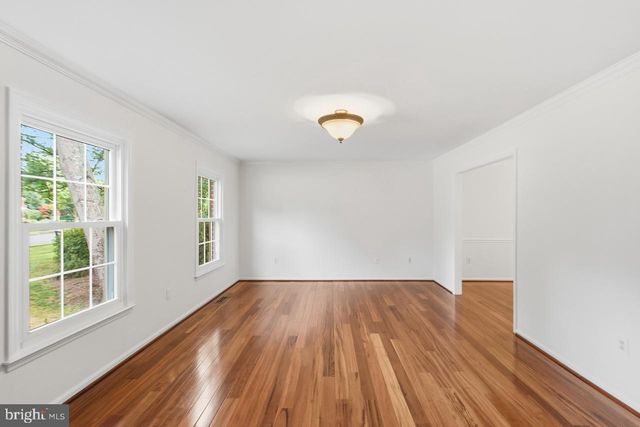 11831 ANTIETAM RD, Woodbridge, VA 22192