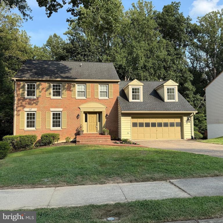 11831 ANTIETAM RD, Woodbridge, VA 22192