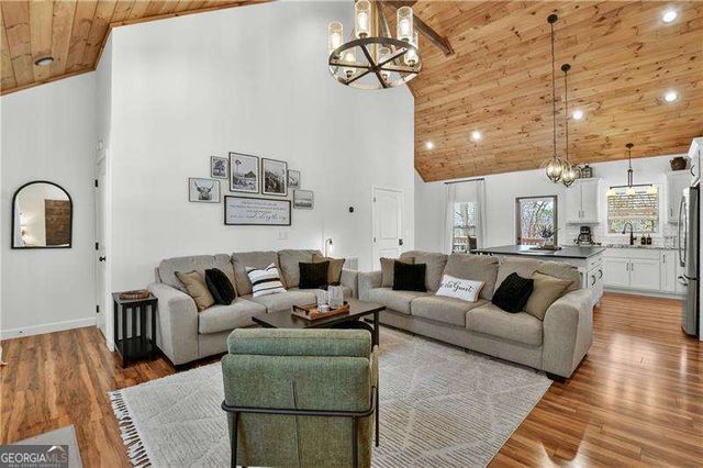 617 Zenith Trail, Ellijay, GA 30540