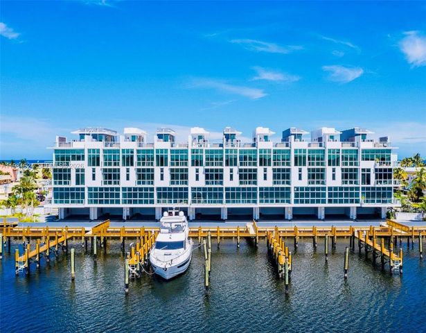 2890 N Ocean Dr, Hollywood, FL 33019