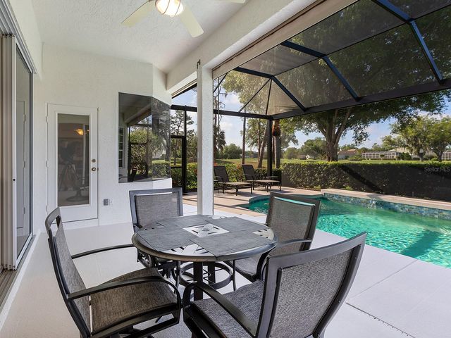 10106 GLENMORE AVENUE, Bradenton, FL 34202