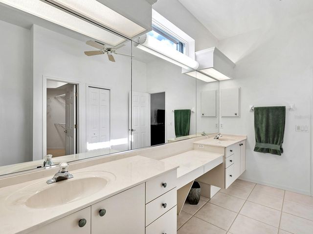 10106 GLENMORE AVENUE, Bradenton, FL 34202