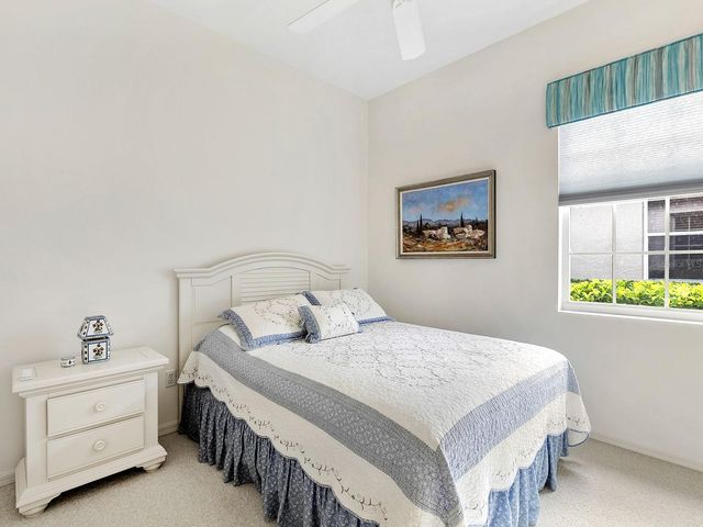 10106 GLENMORE AVENUE, Bradenton, FL 34202