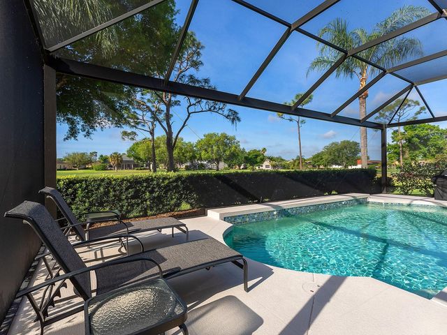 10106 GLENMORE AVENUE, Bradenton, FL 34202