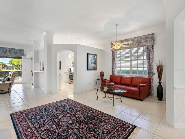 10106 GLENMORE AVENUE, Bradenton, FL 34202