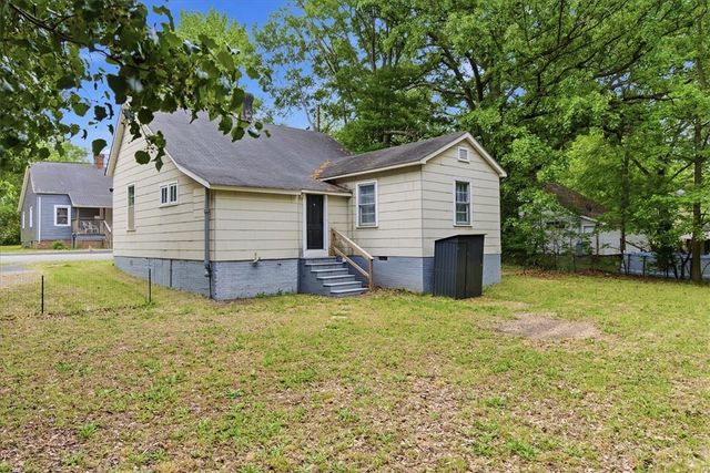 4 McGee Street, Belton, SC 29627