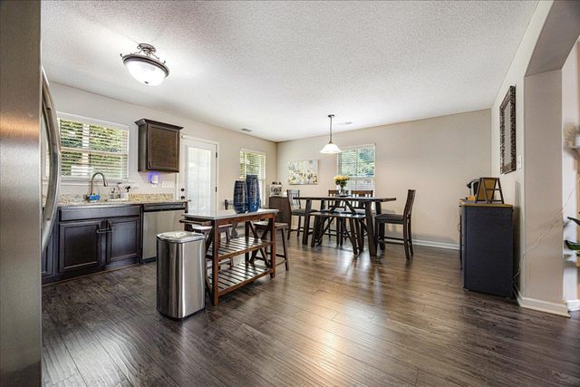 1060 CARIB LOOP E, Unincorporated, TN 38018