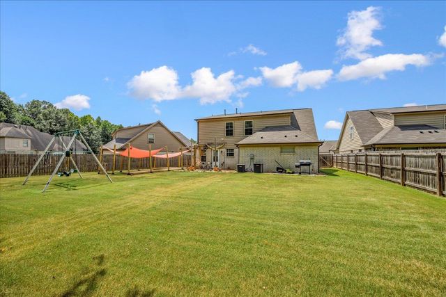 1060 CARIB LOOP E, Unincorporated, TN 38018