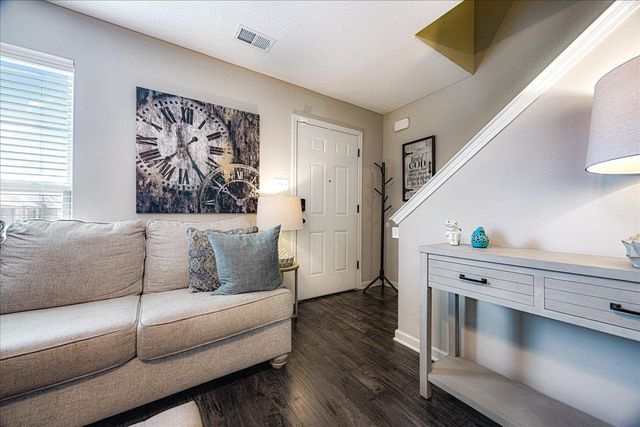 1060 CARIB LOOP E, Unincorporated, TN 38018