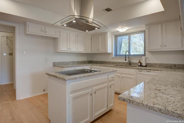 1822 Paisley St, San Antonio, TX 78231