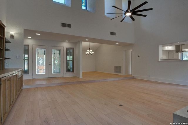 1822 Paisley St, San Antonio, TX 78231