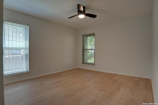 1822 Paisley St, San Antonio, TX 78231