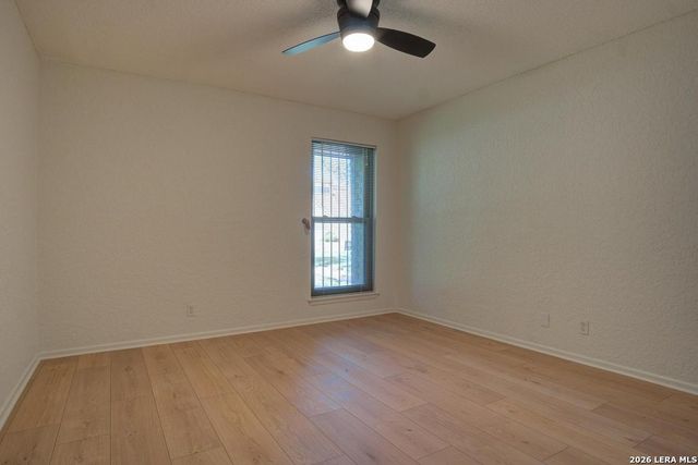1822 Paisley St, San Antonio, TX 78231