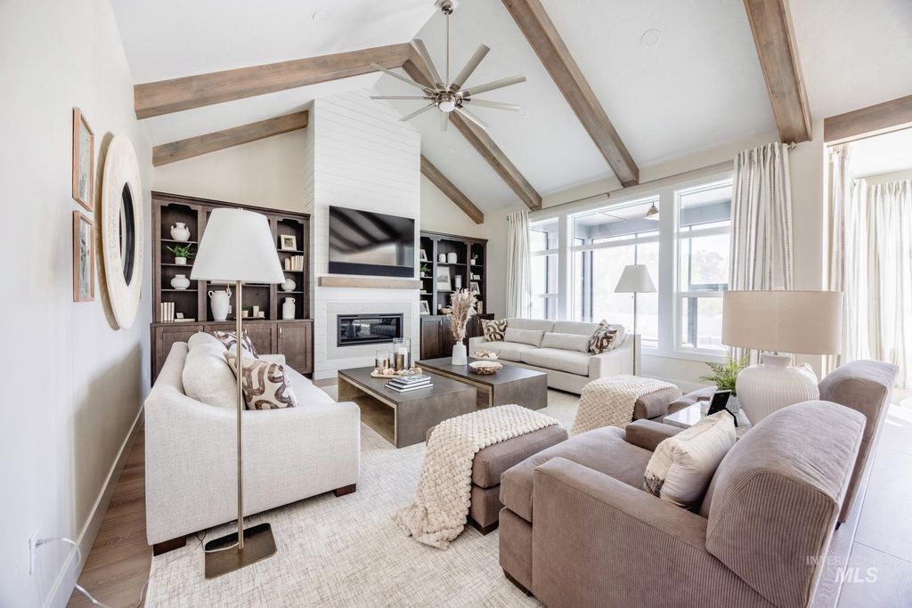 9823 W Delta Brook St, Star, ID 83669 photo 2