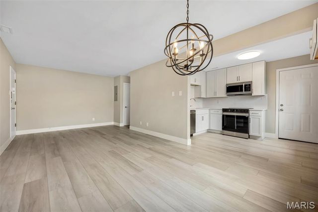 9111 Villaridge Court B, St Louis, MO 63123