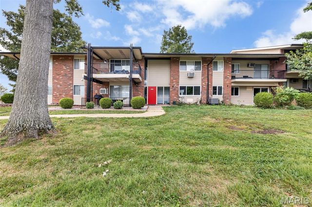 9111 Villaridge Court B, St Louis, MO 63123