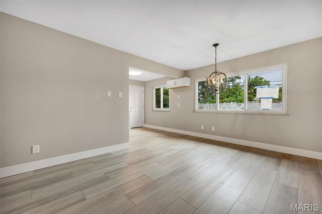 9111 Villaridge Court B, St Louis, MO 63123
