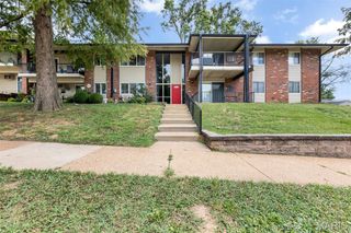 9111 Villaridge Court B, St Louis, MO 63123
