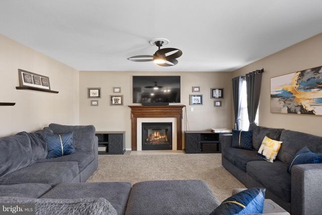 2 TIEMAN CIRCLE, Delanco, NJ 08075