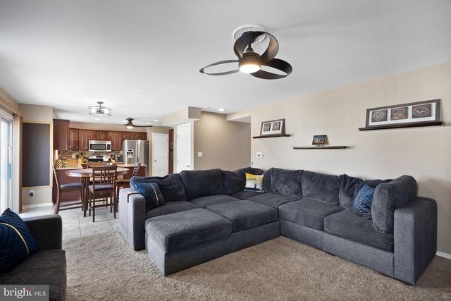 2 TIEMAN CIRCLE, Delanco, NJ 08075