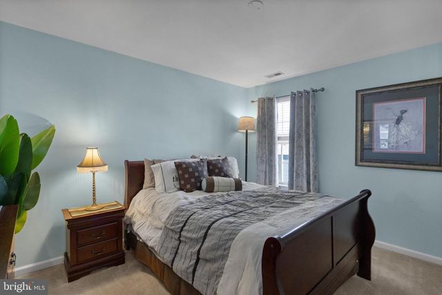 2 TIEMAN CIRCLE, Delanco, NJ 08075