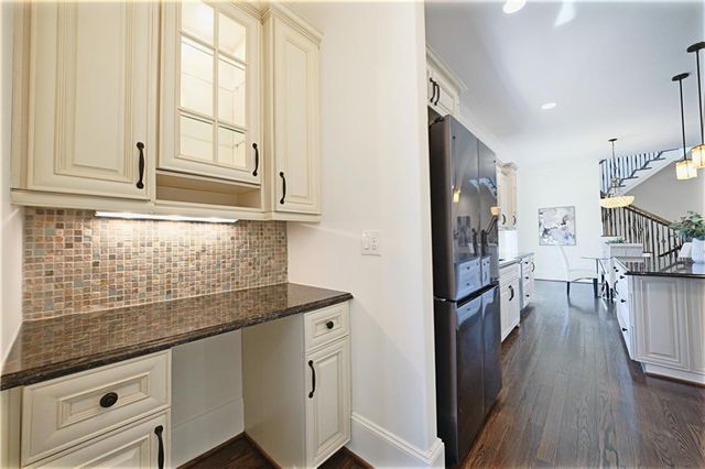 7611 Regency Circle, Atlanta, GA 30350