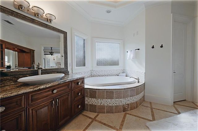 7611 Regency Circle, Atlanta, GA 30350