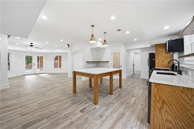 7611 Regency Circle, Atlanta, GA 30350