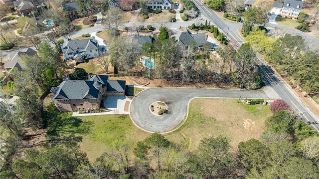 7611 Regency Circle, Atlanta, GA 30350