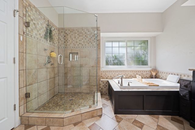617 Highland Meadows Drive, Highland Village, TX 75077