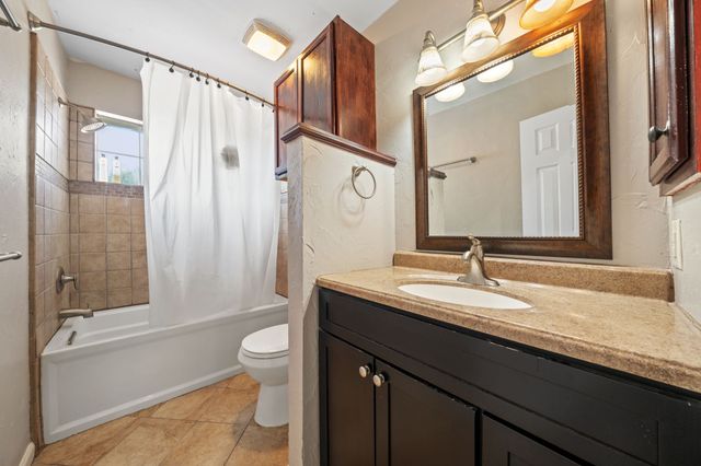 617 Highland Meadows Drive, Highland Village, TX 75077