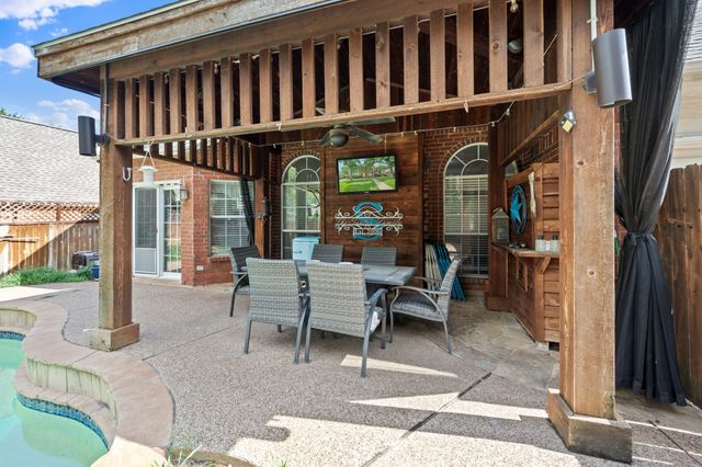 617 Highland Meadows Drive, Highland Village, TX 75077