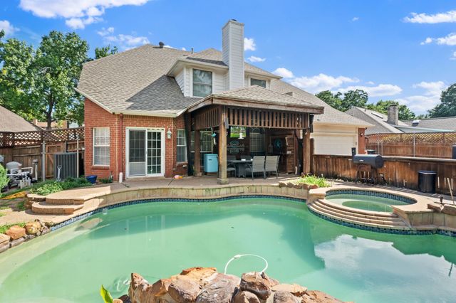 617 Highland Meadows Drive, Highland Village, TX 75077