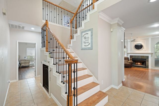 617 Highland Meadows Drive, Highland Village, TX 75077