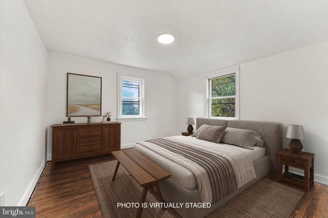 22 ROCK GLEN RD, Wynnewood, PA 19096