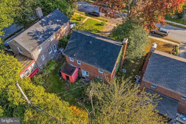 22 ROCK GLEN RD, Wynnewood, PA 19096