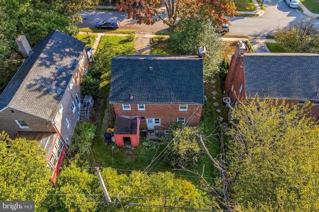 22 ROCK GLEN RD, Wynnewood, PA 19096