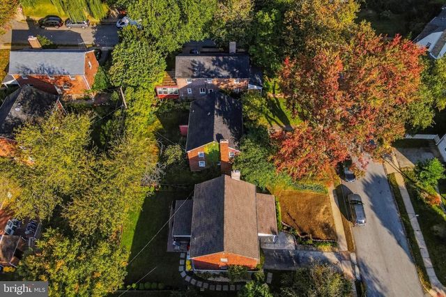 22 ROCK GLEN RD, Wynnewood, PA 19096