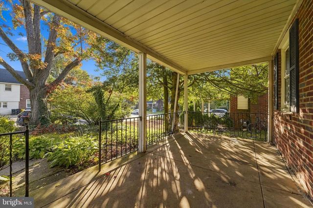 22 ROCK GLEN RD, Wynnewood, PA 19096