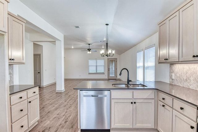 13313 SW 5th Street, Yukon, OK 73099