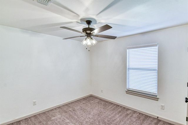 13313 SW 5th Street, Yukon, OK 73099